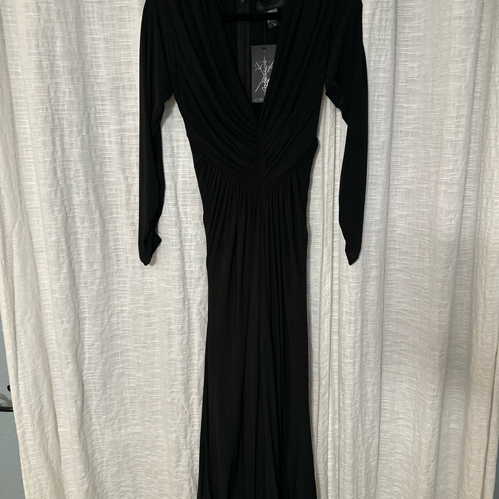 La Femme en Noir Black Long Sleeve Dress